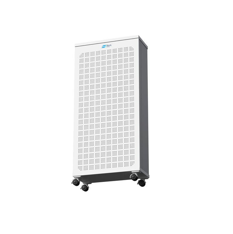 China UV Lamp Air Sanitizer Purifier With 12 Months Filter Life For Benefit factory