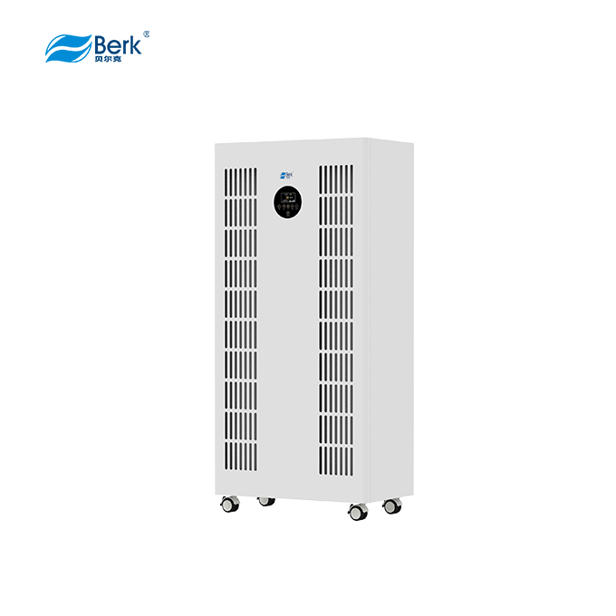 Small engineering air purifier